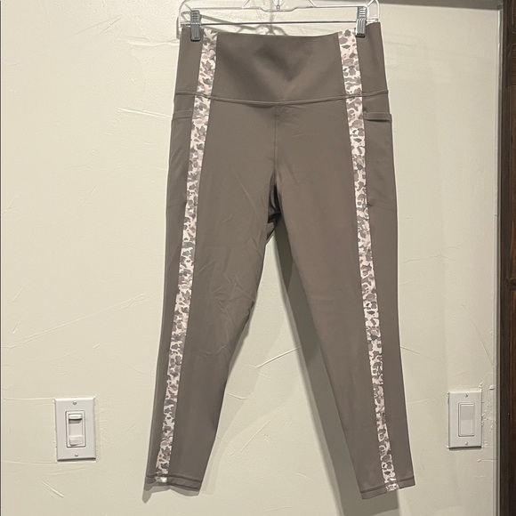 Athleta Gray Leggings with Pink/ Gray Camo Accents - Picture 1 of 5